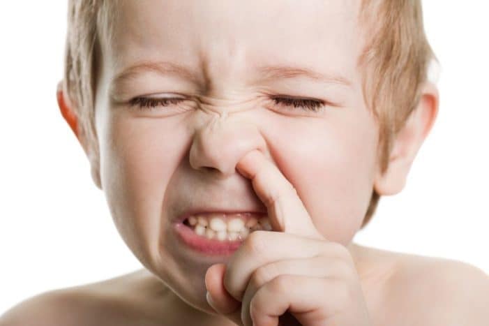 удаление посторонних предметов из носа ребенка
