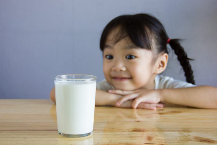 Альтернативное молоко для детей с аллергией на коровье молоко
