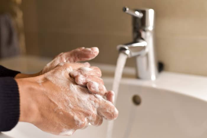мыть руки перед сексом